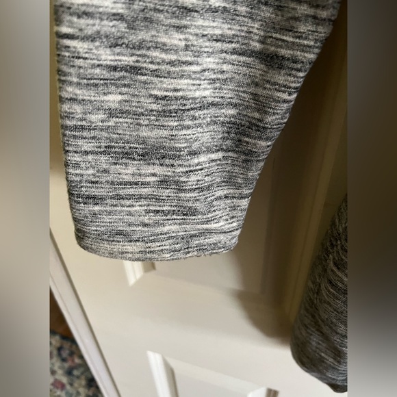 Anthropologie Saturday Sunday Gray Knit Open
Blazer Jacket - Picture 6 of 8